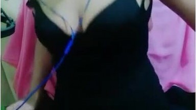 Bokep Indo Cewe Jilbab Liveshow Lebas Baju Bugil