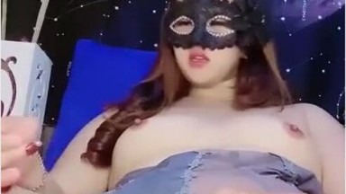 Bokep Indo Bbyboo Squirt Omek Pake Dildo Gede