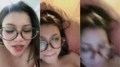 Dara Semakin Membara Bermain Kobokan Id 91833952 Mango 173883