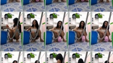 Ngintip Mbak Cantik Pipis
