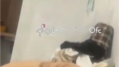 Goyangan Cewek Mahasiswi Bondol Pirang Bertatto
