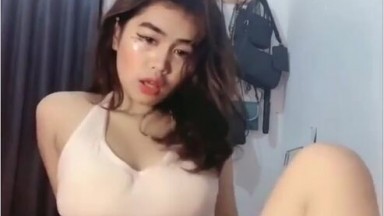 Bokep Lilya Cewek Tiktok Semakin Barbar Ngangkang Anu
