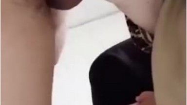 Bokep Indo Guru Jilbab Nyepong Kontol Sepulang Kerja