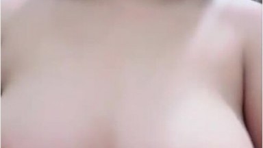 Bokep Indo Duo Bocil Keponakan Tante Kina Bugil