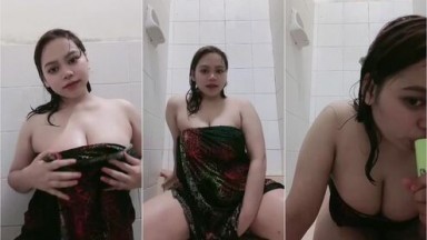 Mandi Kembang Bareng Ichaa Tobrut Baik Id 60682547 Mango - Bokepcuy