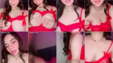 Bokep Indo Live Cassely Jepit Dildo Ke Toket Gedenya