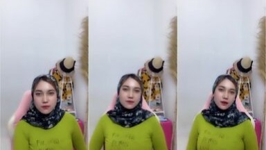 Bokep Tante Cantik Jilbobs Goyang Sambil Loncat Loncat - Bokeplah